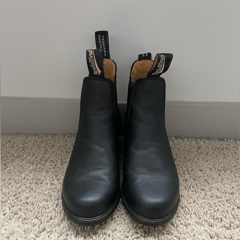 1671 Heeled Blundstone Women’s US size 6.5